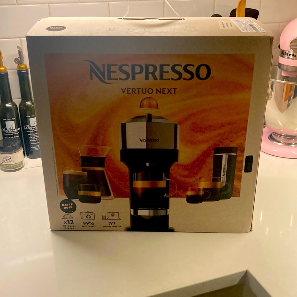 Nespresso vertuo next matte rose